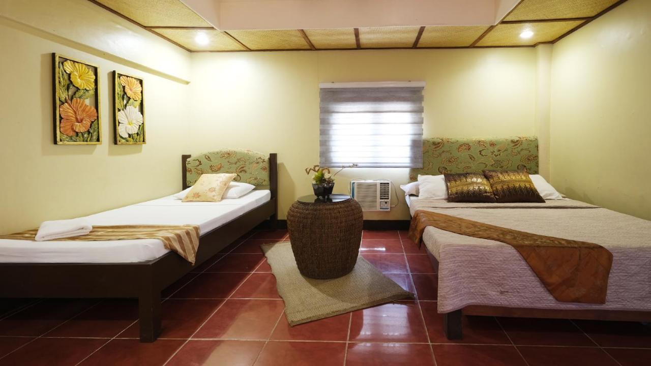 Balai Carmela Hotel ตูกิกาเราซิตี้ ภายนอก รูปภาพ