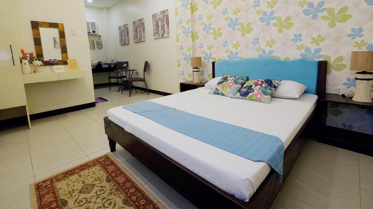 Balai Carmela Hotel ตูกิกาเราซิตี้ ภายนอก รูปภาพ